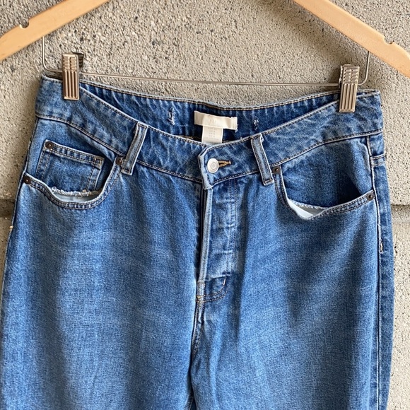 H&M Ladies Straight High waist Jeans Denim Blue Wash - Picture 4 of 10